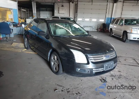 2009 Ford Fusion Se z USA, uszkodzony, nr VIN 3FAHP07Z09R161874